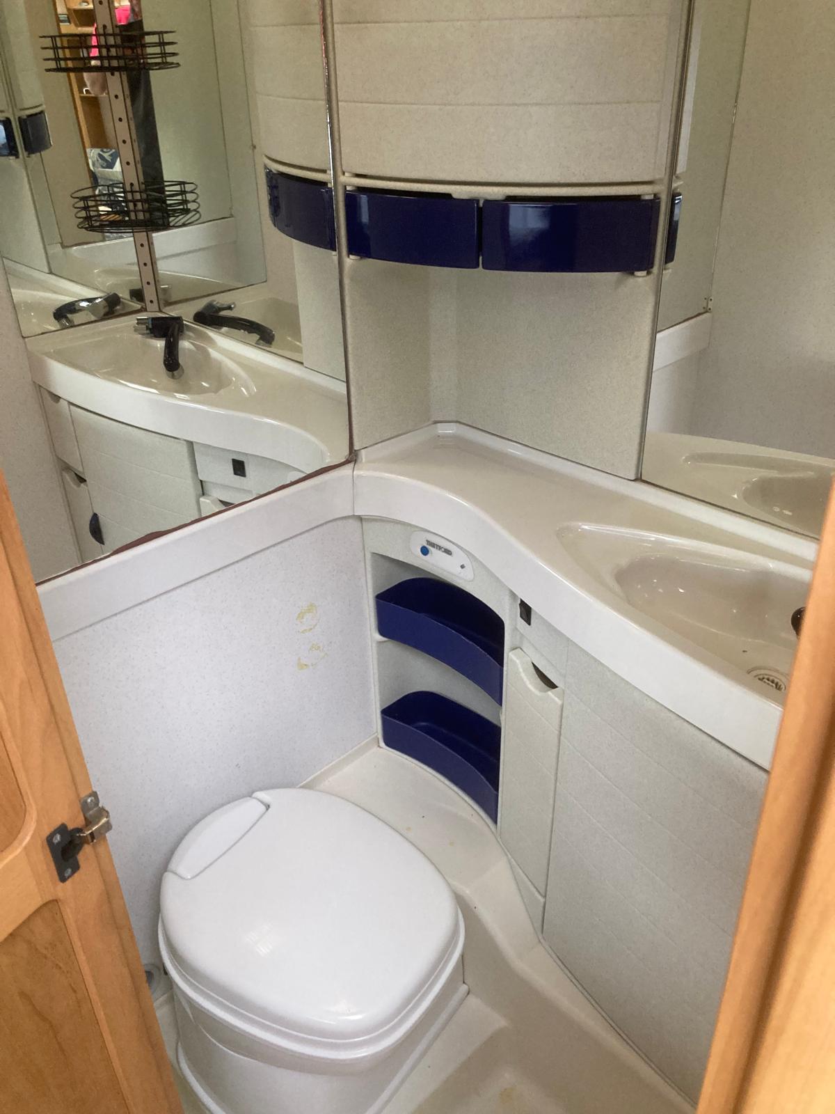 Hymer Eriba 532 - Image 13